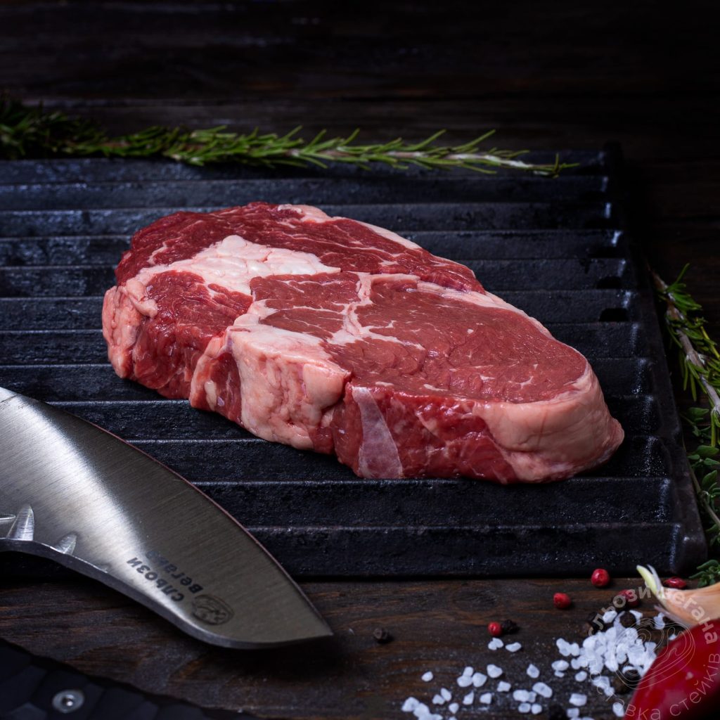 Стейк Рібай Аргентина купити з доставкою. Аргентинський отруб Рібай