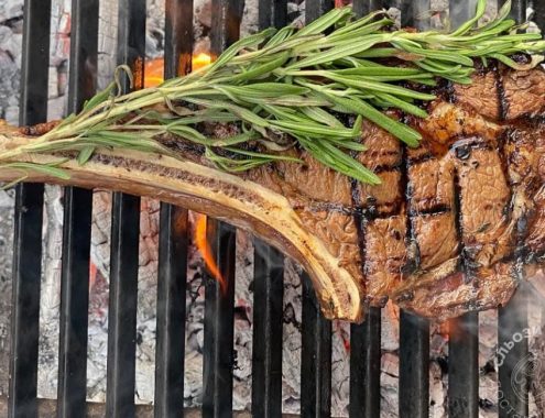 Как выбрать мясо для стейка на гриле