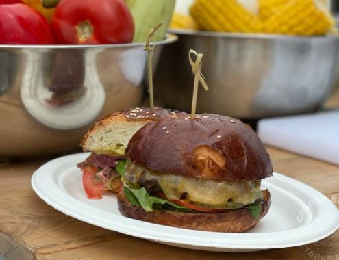 Бургер из мраморной телятины: секрет идеального вкуса