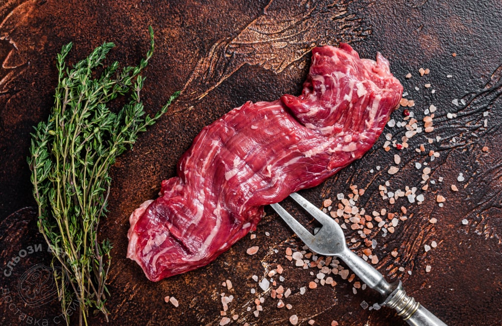 стейк Мачете на сковороде