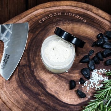 Сливочное масло с черным ферментированным чесноком