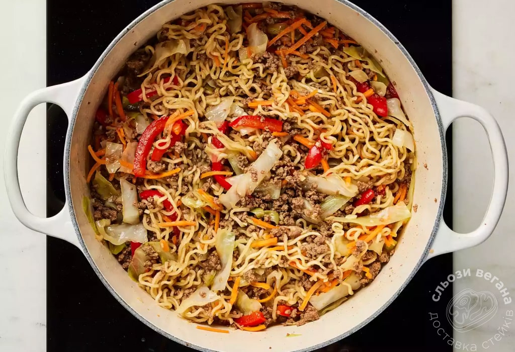 Локшина Рамен з Яловичиною Приготування Локшина Рамен з Яловичиною Приготування