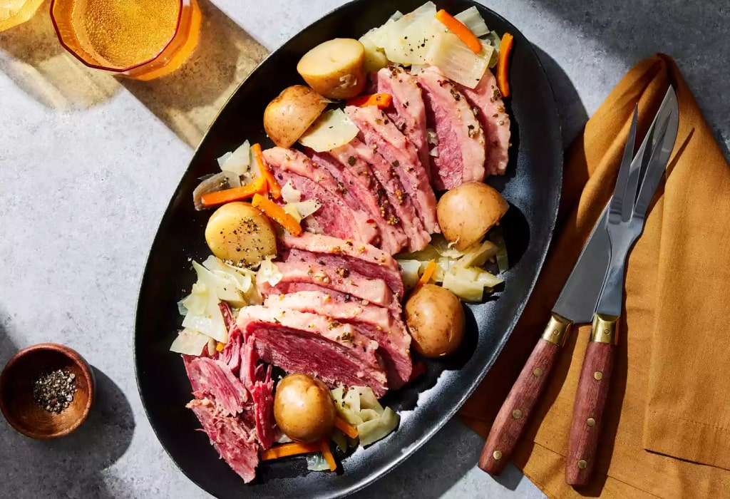 Тушкована яловичина з капустою