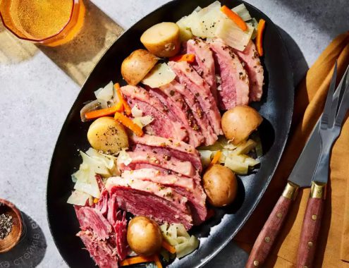 Тушеная говядина с капустой